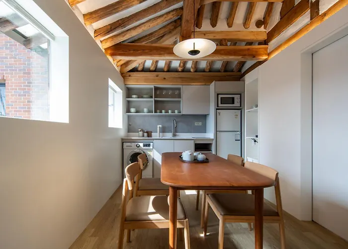 Luxury Hanok Bukchon Summit Seul